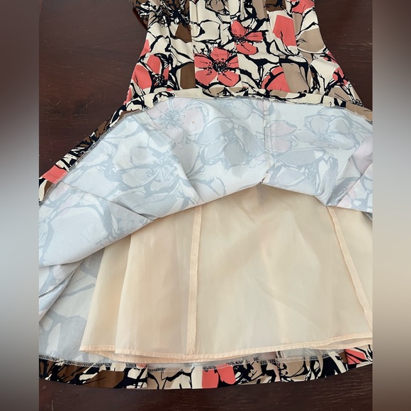 Nine West Vintage Fall Tropical Floral Dress | 10 - Picture 12 of 12